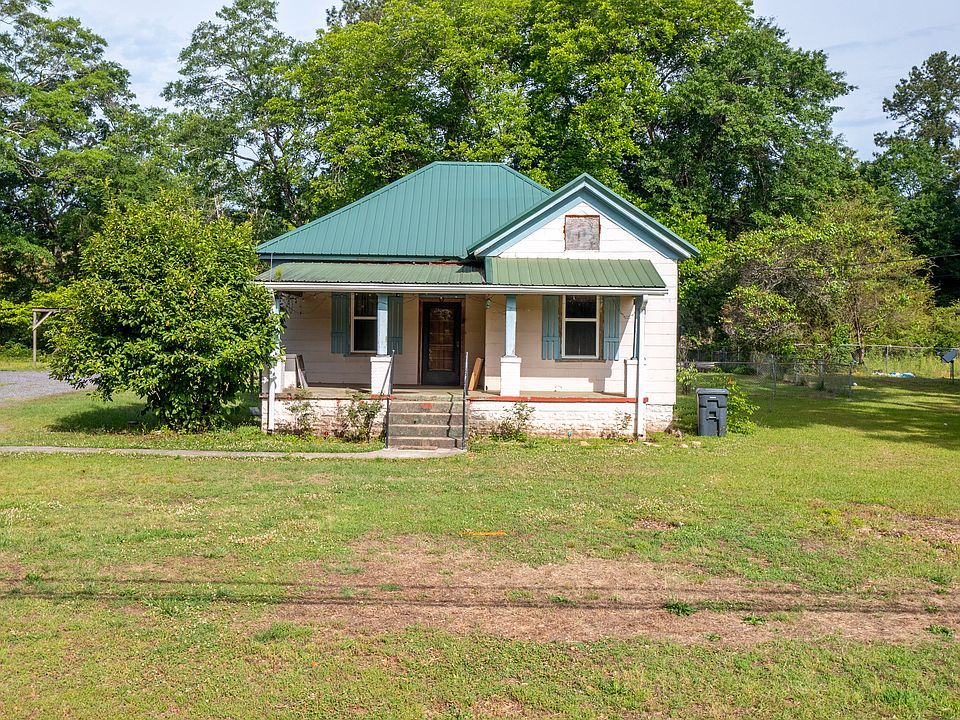1st image of 4 Johnson Ave