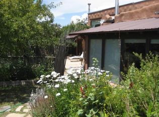 1461 Sangre De Cristo Rd, Taos, NM 87571