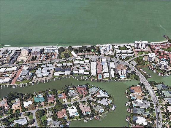 3rd image of 2082 Gulf Shore Blvd N