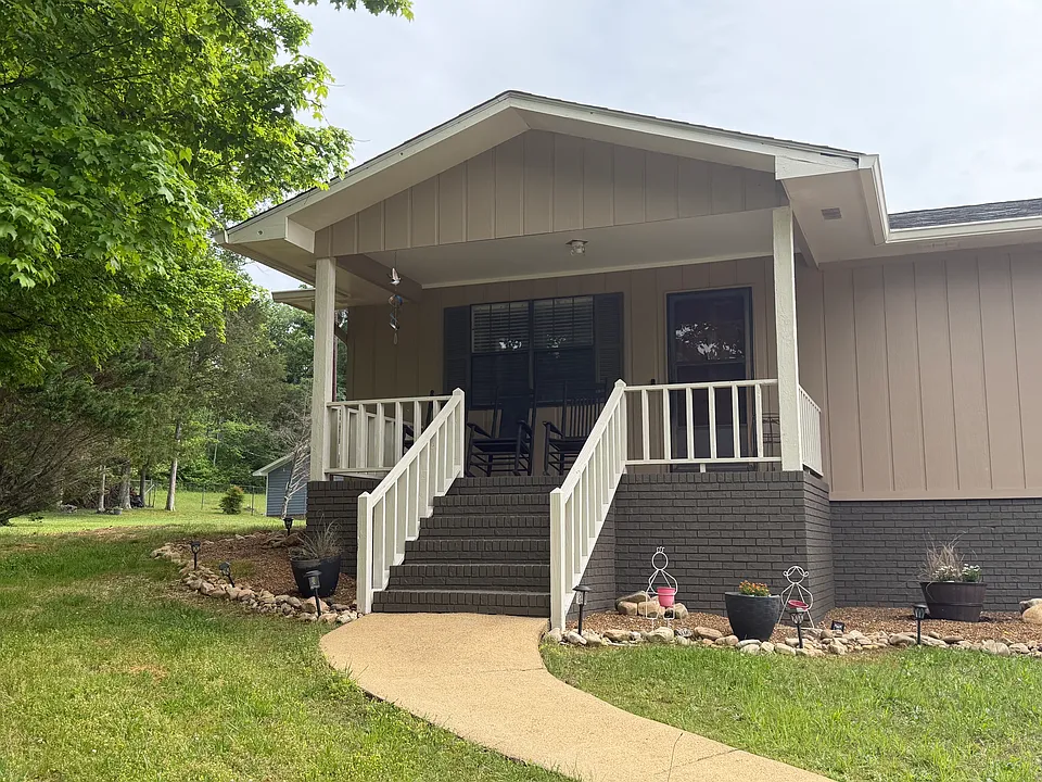 7620 Greenwood Rd