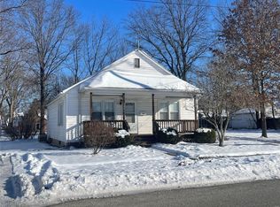 1206 N Jefferson St, Litchfield, IL 62056