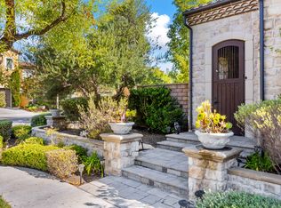 27 Cloister, Irvine, CA 92602