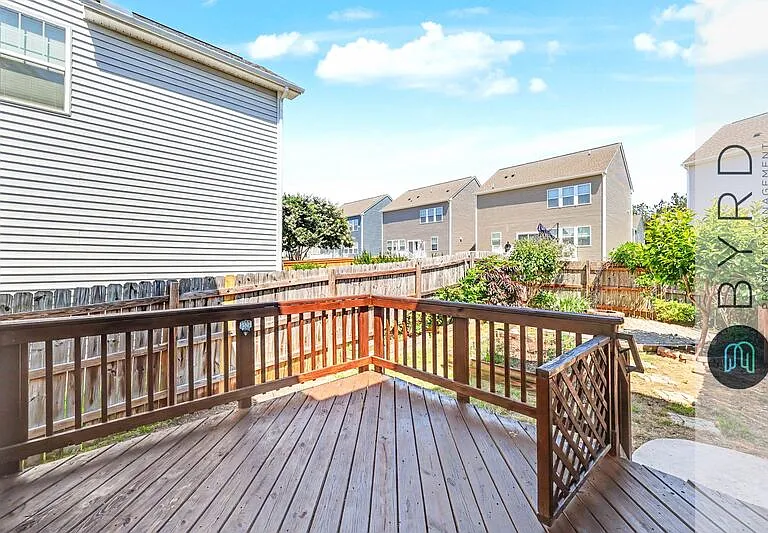 16921 Thornapple Run — Photo 37