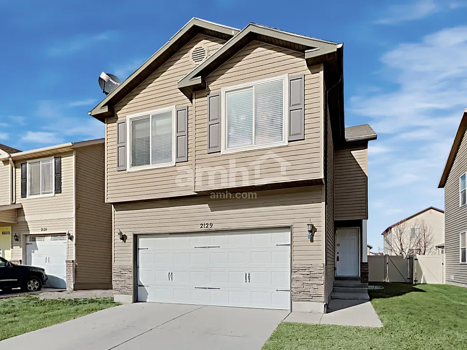 2129 E Revere Way