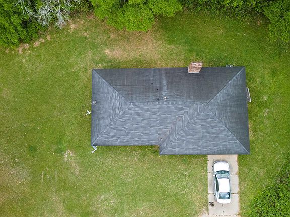 4th image of 840 Hatchell Ln