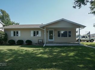 3113 Midway Rd, Grand Island, NE 68803