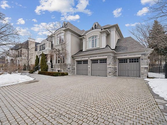 2nd image of 8 Thornhill Ave