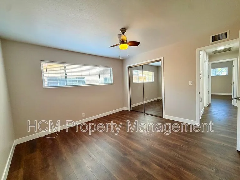 318 S California St — Photo 15