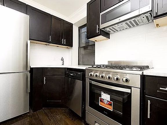 4th image of 344 E 55th St APT 5D