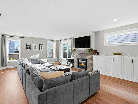 2nd image of 8211 NE 168th Pl