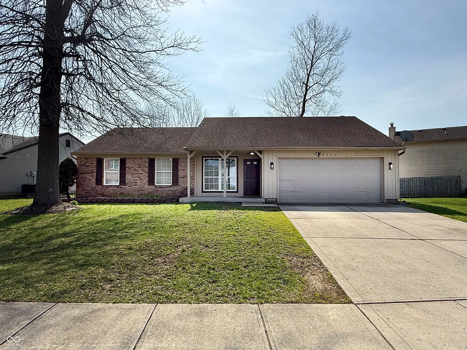 6350 Cooper Pointe Dr photo 1