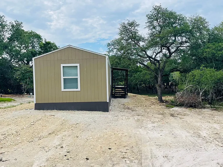 459 Clay Rdg — Photo 3