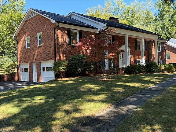 3rd image of 3959 Quilling Rd