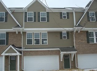 28569 Melanie Ln #12, Novi, MI 48377