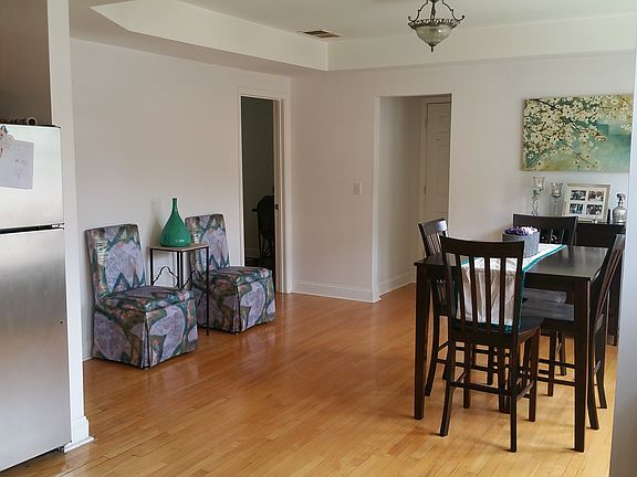 3rd image of 6454 N Rockwell St APT 2