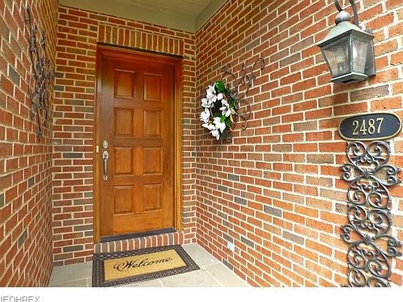 2nd image of 2487 Fairmount Blvd #5