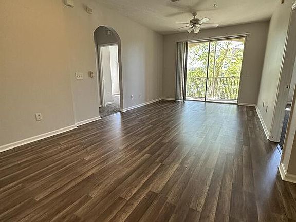3rd image of 7801 Point Meadows Dr Unit 5206