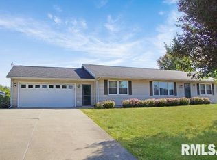 5318 W Tuscarora Rd, Peoria, IL 61607