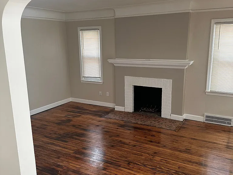 9781 Wayburn St — Photo 7