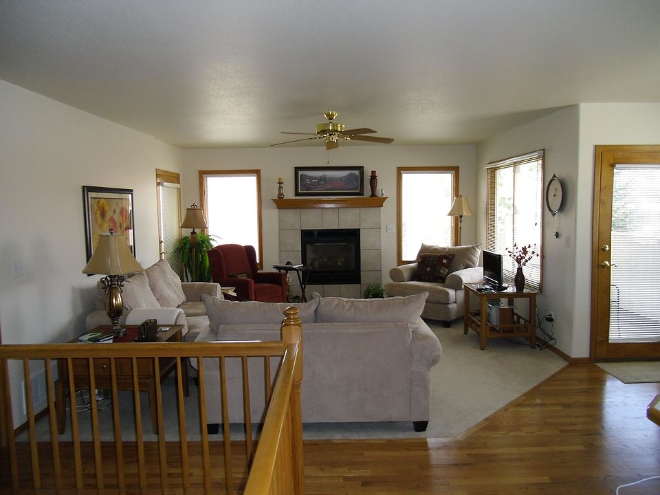 Living Room Up