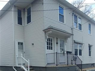 1 Rosemont Ter, North Providence, RI 02911