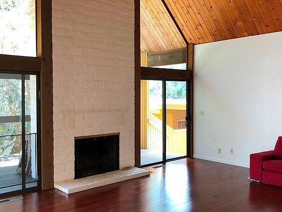 5th image of 117 Littlefield Rd