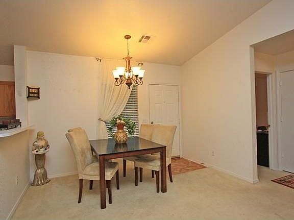 2nd image of 1017 Hyacinth Hollow Dr