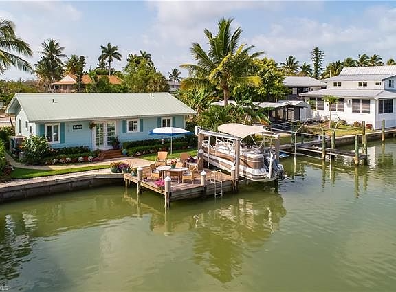 3rd image of 669 Palm Ave