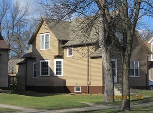 819 7th Ave, Brookings, SD 57006