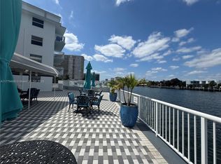 1913 S Ocean Dr APT 427, Hallandale, FL 33009