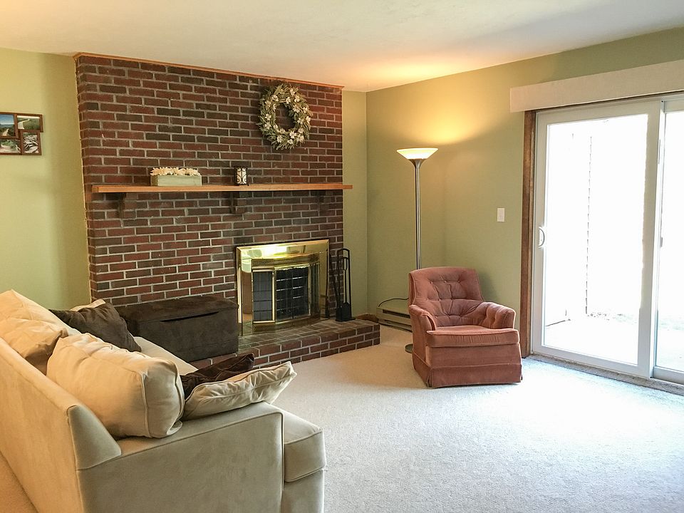 1st image of 166 Highwood Dr