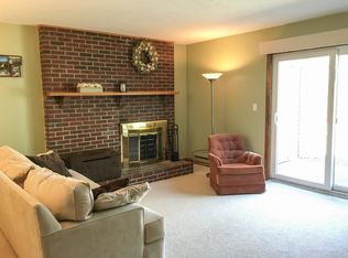 166 Highwood Dr, Franklin, MA 02038