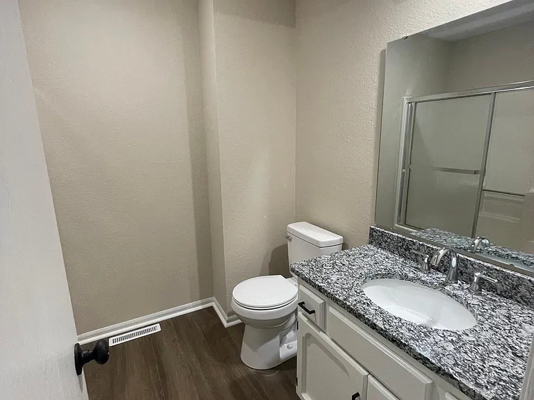 7333 N Liberty St — Photo 12