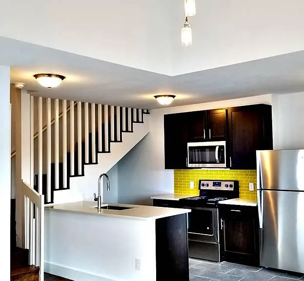4310 Junius St — Photo 2