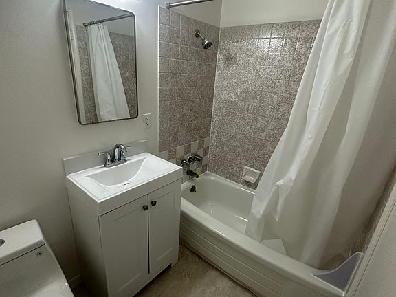 4th image of 317 Hanover Ave #112