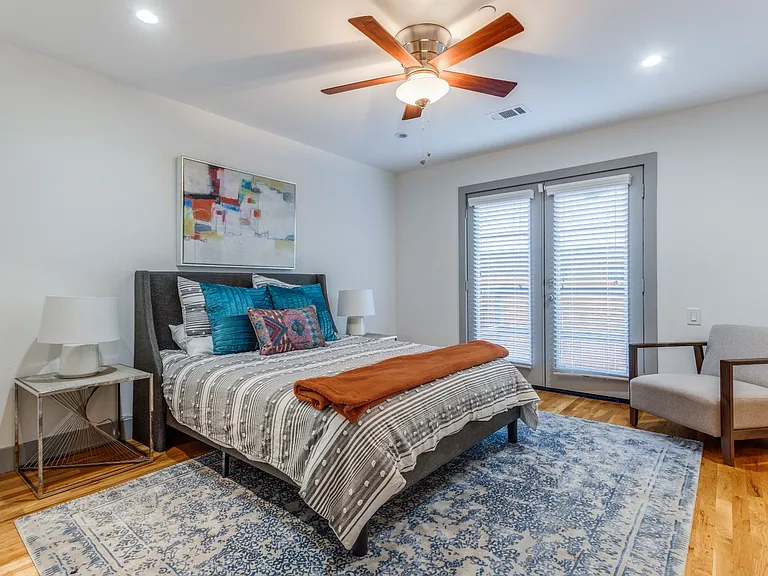 5017 Manett St #106 — Photo 10