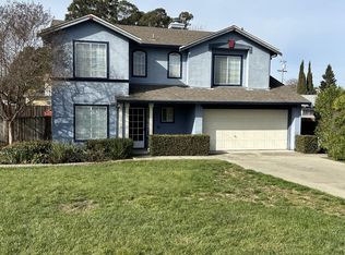 1850 Primrose Ln, Pinole, CA 94564