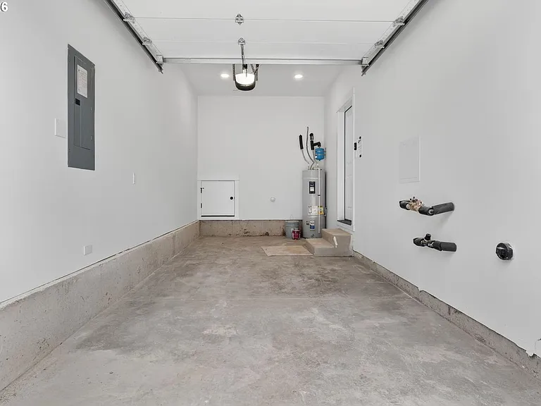 4063 SW McKinley St — Photo 27