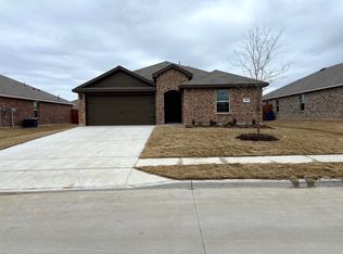 812 Cottonwood Way, Royse City, TX 75189