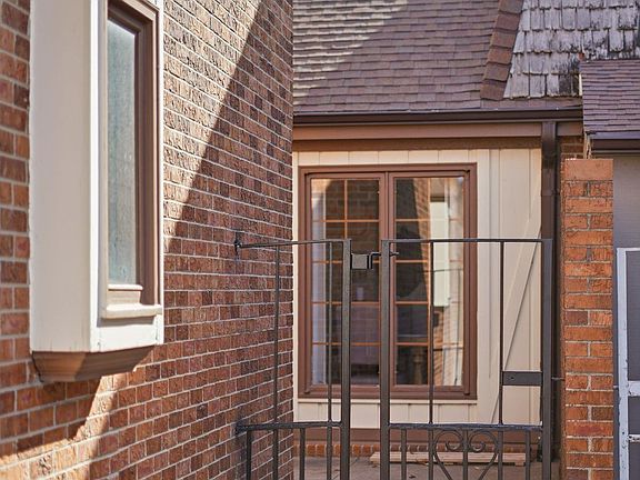 5th image of 7501 Oldpost Rd #3