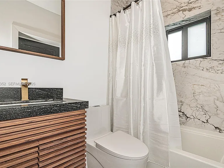 365 Fairway Dr — Photo 46