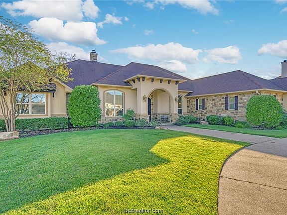3rd image of 5410 Crosswater Dr