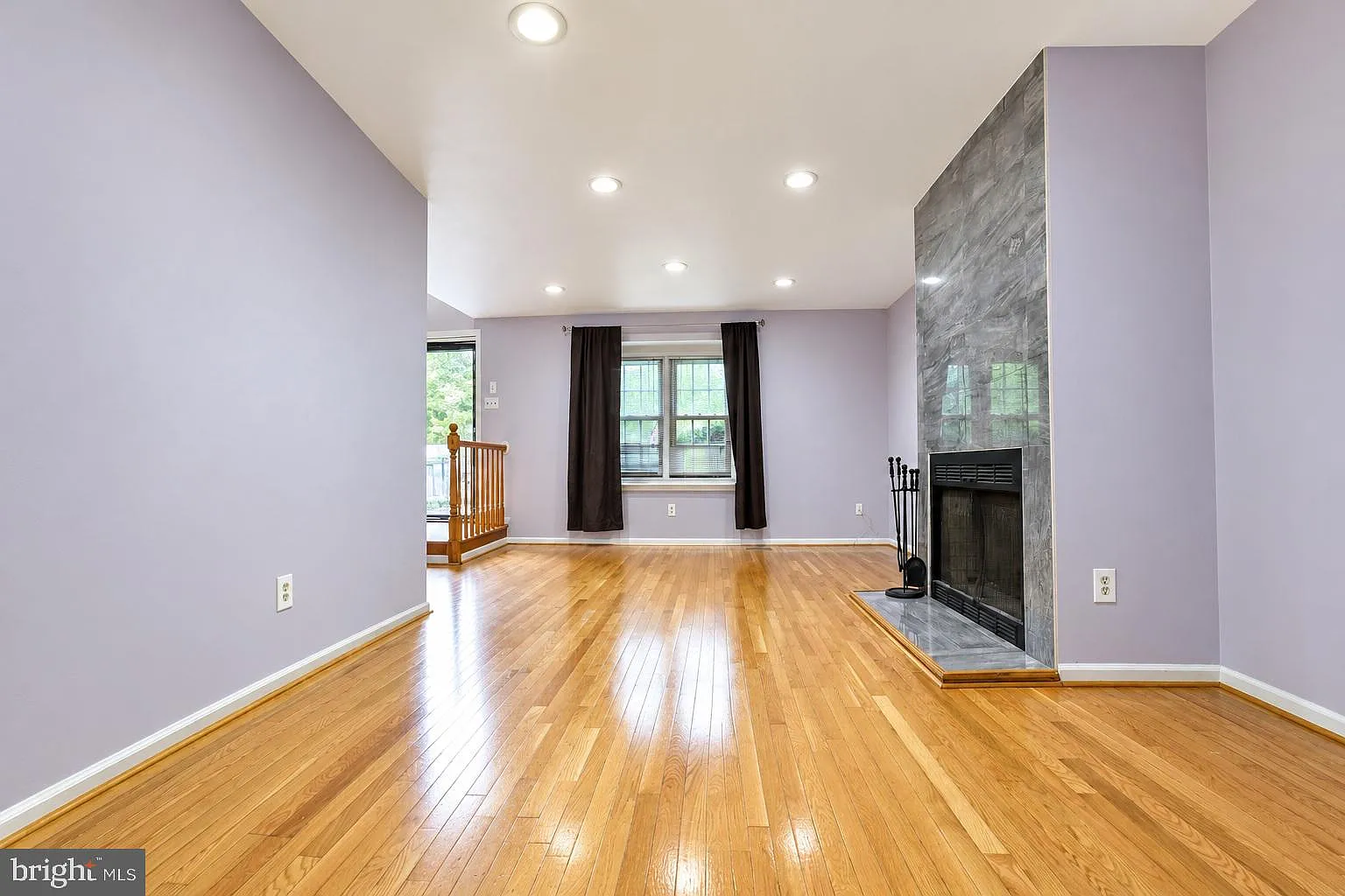 3 bed, 2.5 bath, 1452 sqft, $2,745 — Photo 2