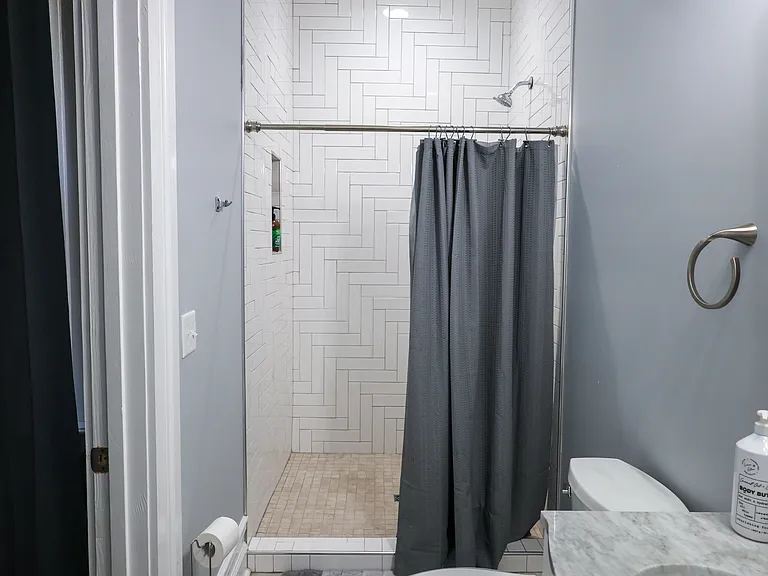 1314 S Court St — Photo 27