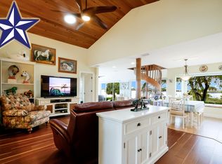 4010 NE Breakwater Dr, Jensen Beach, FL 34957