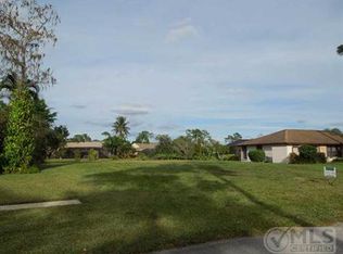 14451 Larkspur Ln, Wellington, FL 33414