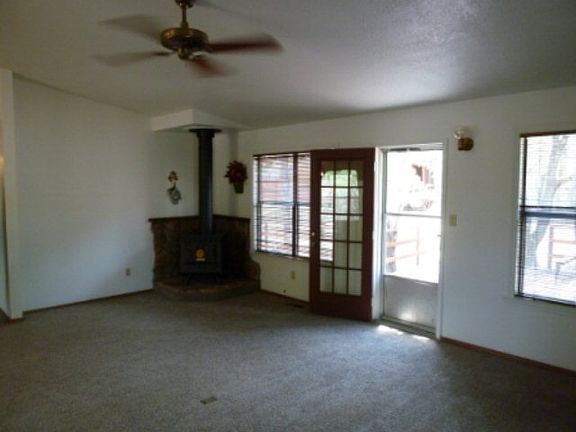 3rd image of 146 Pine Hill Trl