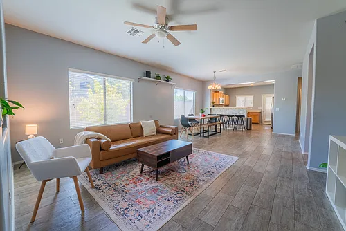 2313 N Presidential Dr Photo 1