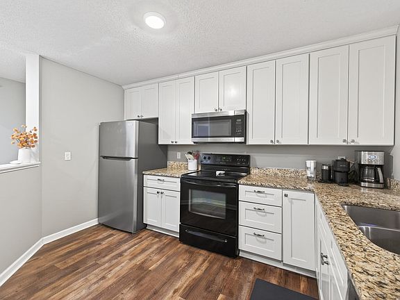 4th image of 7606 York Ave S APT 7107