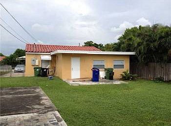 4th image of 1528 NW 6th Ave